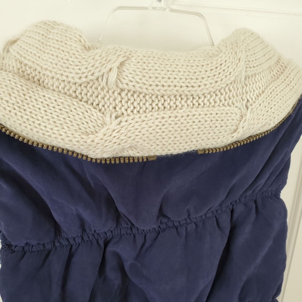 Puffer Vest - Picture 7 of 7